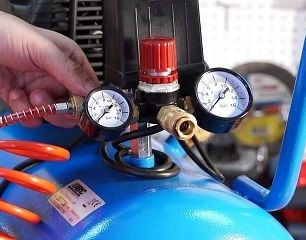 устройство измерения давления в воздушном компрессоре
